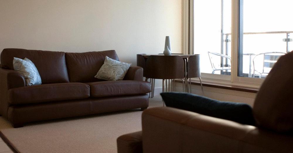 Bayview Apartments Sports Village Cardiff Free Parking & Free Wi Fi Szoba fotó